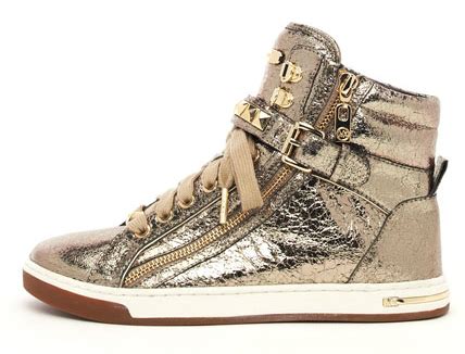 » Shoes we need immediately: Michael Kors’ Metallic Glam 